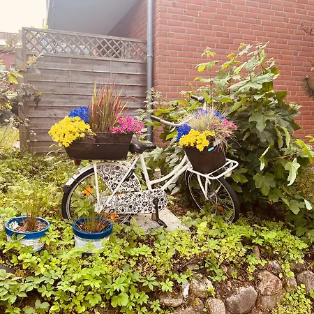 Sommerlund - Macht Laune Auf - Ruhige Und Sonnige Mit Terrasse Und Garten Nahe Und Ostsee Schönhagen